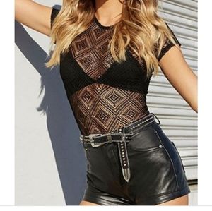 Open knit short sleeve shirt